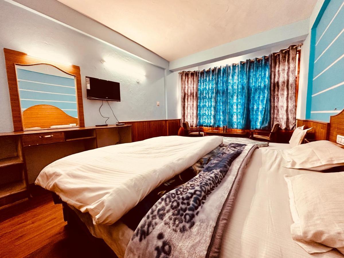 Hotel D Kanchan Manali Экстерьер фото